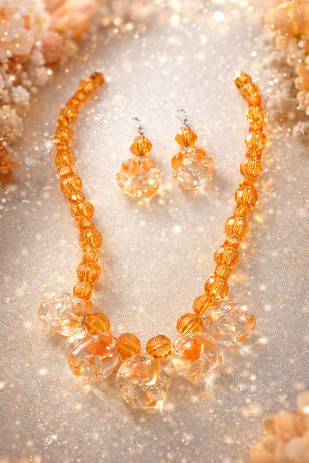 This necklace is a SHOWSTOPPER.